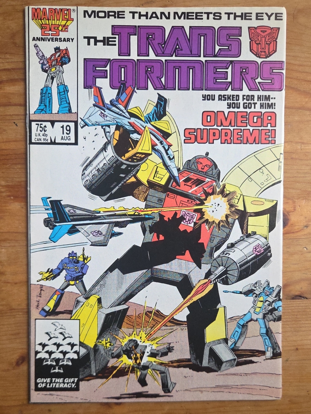 Transformers #19 Comic Book 1st Omega Supreme Marvel 1986 Raw